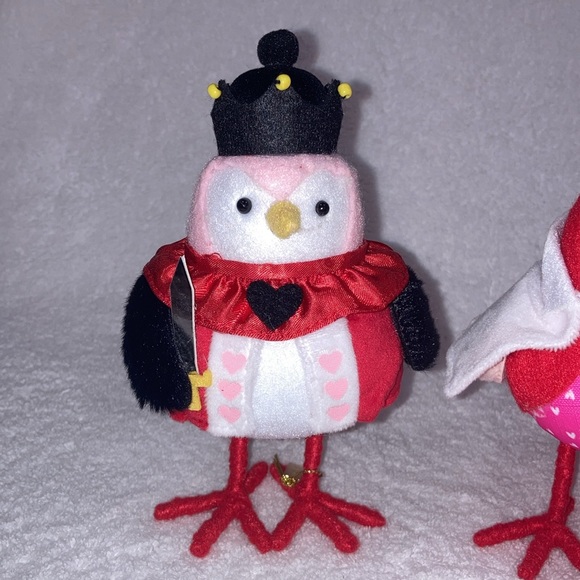 Target Spritz Valentine's Day 2024 Birds Kingsley and Queenie Featherly Friends - Picture 2 of 9